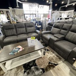 2 Pc Sofa And Loveseat 