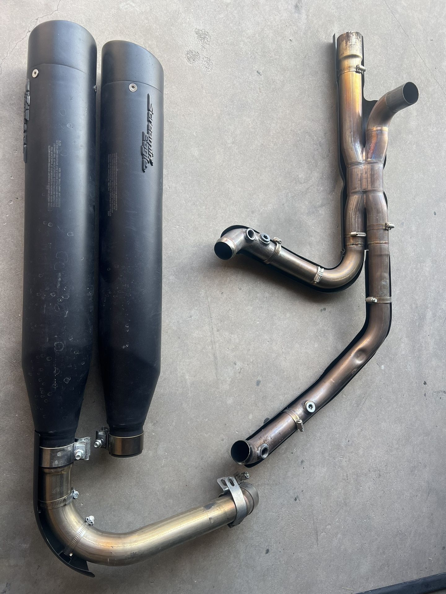 Harley Davidson 2-1-2 Exhaust / Screamin Eagle Mufflers