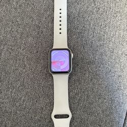 Apple Watch SE ( GPS + Cellular ) 2nd Generation.