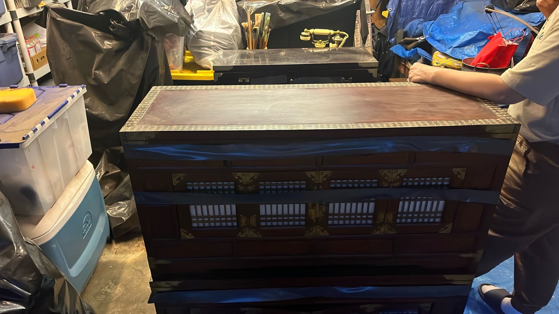2x A traditional Korean or East Asian cabinet (NEED GONE ASAP)