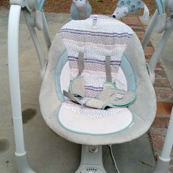 Baby swing
