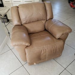  Leather electric recliner