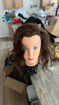 Burmax Deora Cosmetology Mannequin Head