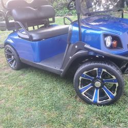 reconditioned Car New Paint  New Tap High Speed Motor New Windshield  New Tire USB 12 Volts Cigarret  Bluetooth 