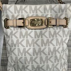 Michael Kors - Crossbody Purse
