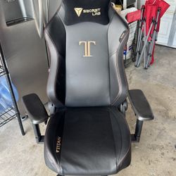 Secretlab Titan 2020