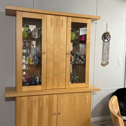 Wood color kitchen cabinet