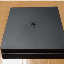 PS4 Slim