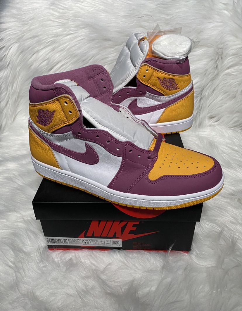 New Air Jordan 1 High Og Size 10.5