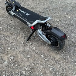 50 Mph, VSET 10+  25.6Ah  Scooter