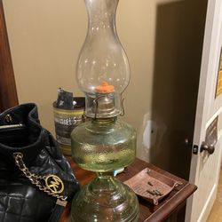 Vintage Eagle Burne Kerosene Lamp