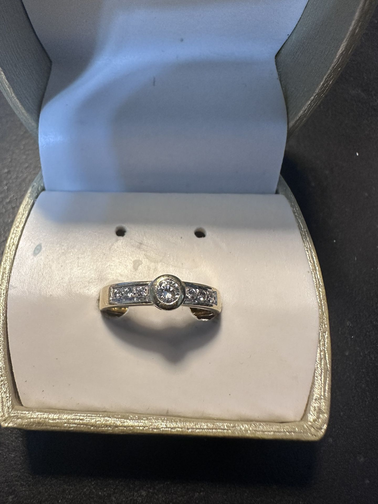 18k Gold Ring