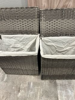 Laundry baskets / storage