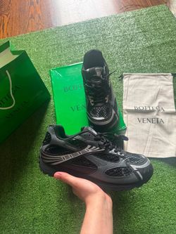 Bottega Veneta Orbit Sneakers Black sz 9