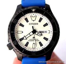 Citizen Promaster “Fugu” Pufferfish 200M Automatic Divers 44mm Watch 8204-A10D406 Watch is barely worn, has light handling marks on case and bracelet.