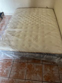 Queen double sided mattress (Satvaa)