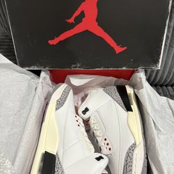 AIR JORDAN 4 RETRO - Size 11 Men 