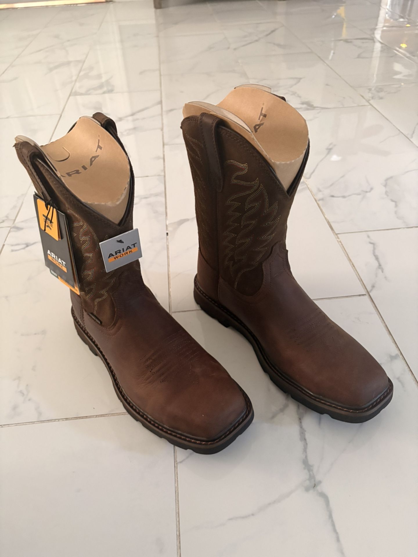 Ariat Men's Groundbreaker Wide Square Steel Toe Work Boots
