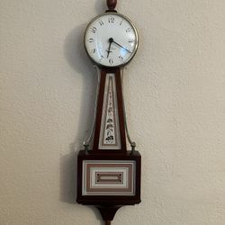 Vintage Seth Thomas Homestead 2W Model E020-006 8-Day Banjo Wind Up Clock