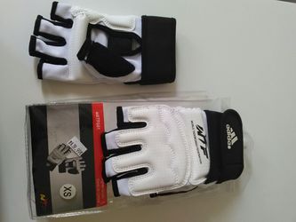 XS Fighter Gloves, UFC, Adidas