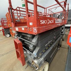 🌟 2017 SKYJACK SJIII4632 Scissor Lift – 495 Hours – $8,319.71 OBO 🌟