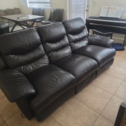 SpectraHome Black Leather Teton Power Reclining 3-Seat Leather Sofa 

