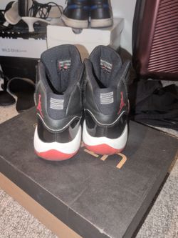 Jordan 11 retro Breds
