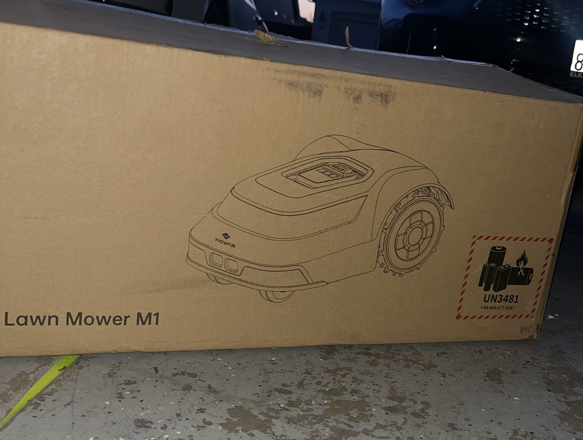 Mowmr Robotic Lawn Mower