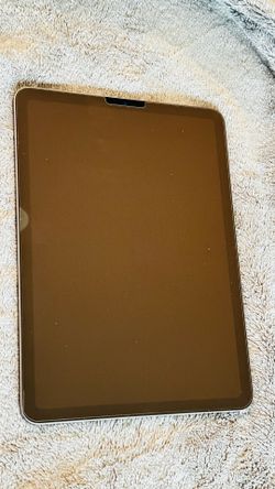 Apple iPad Air 5- rarely used