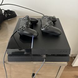 PS4 - PlayStation 4