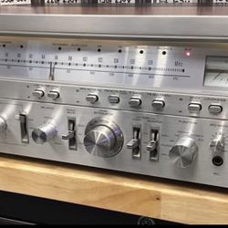 Hitachi SR-2004 Monster Receiver