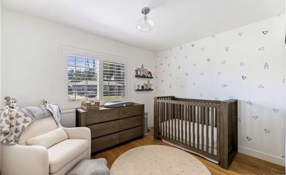 Restoration Hardware Baby Wyler Crib