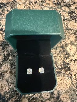 Moissanite Earrings Set