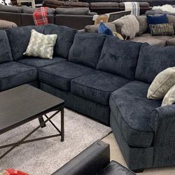 Eltmann Slate LAF Sectional / Couch / Living Rom Set