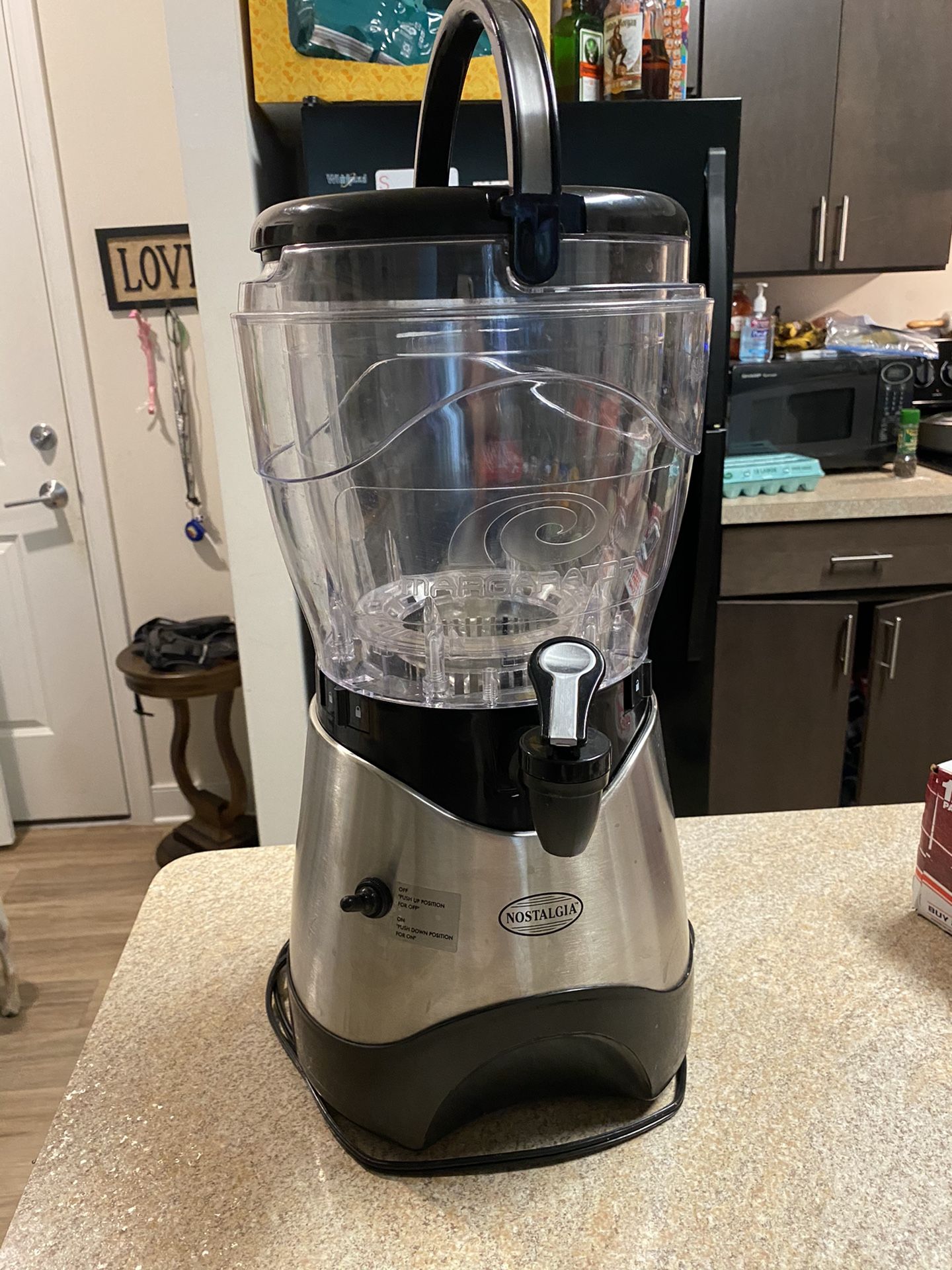 New Margarator 1 Gallon Margarita Maker Blender Shaved Ice
