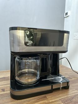 12 Cup Coffee Maker & Single Serve