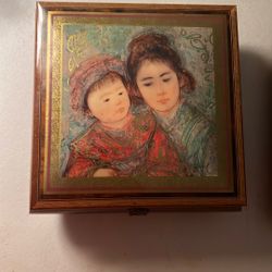 Collectible vintage handmade Italian jewelry music box