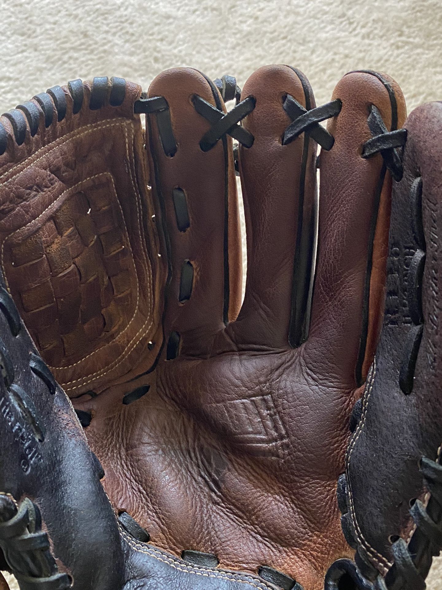 Rawlings R115 Glove Reconditioned