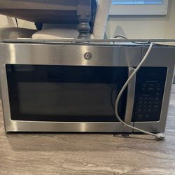 GE Microwave (mountable) 