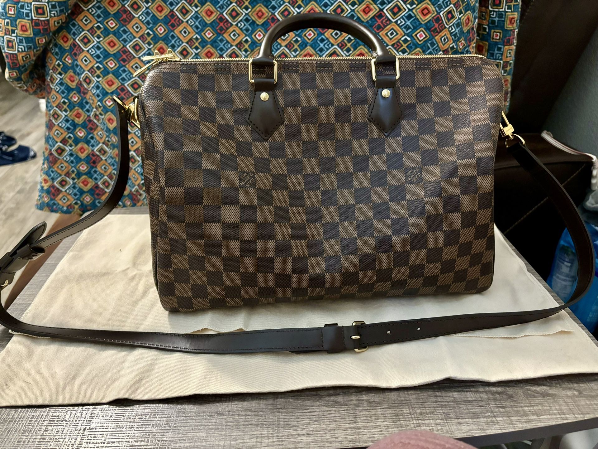 Authentic Louis Vuitton 