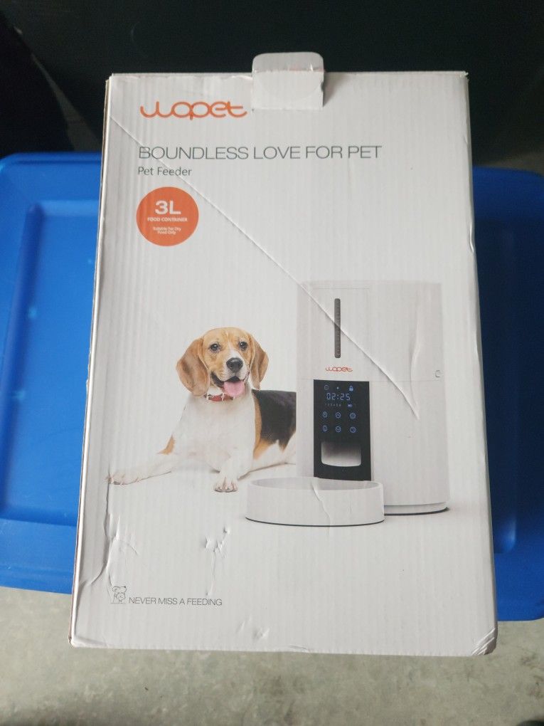 Dogs Food Dispenser