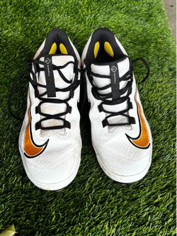 Nike Metal Cleats