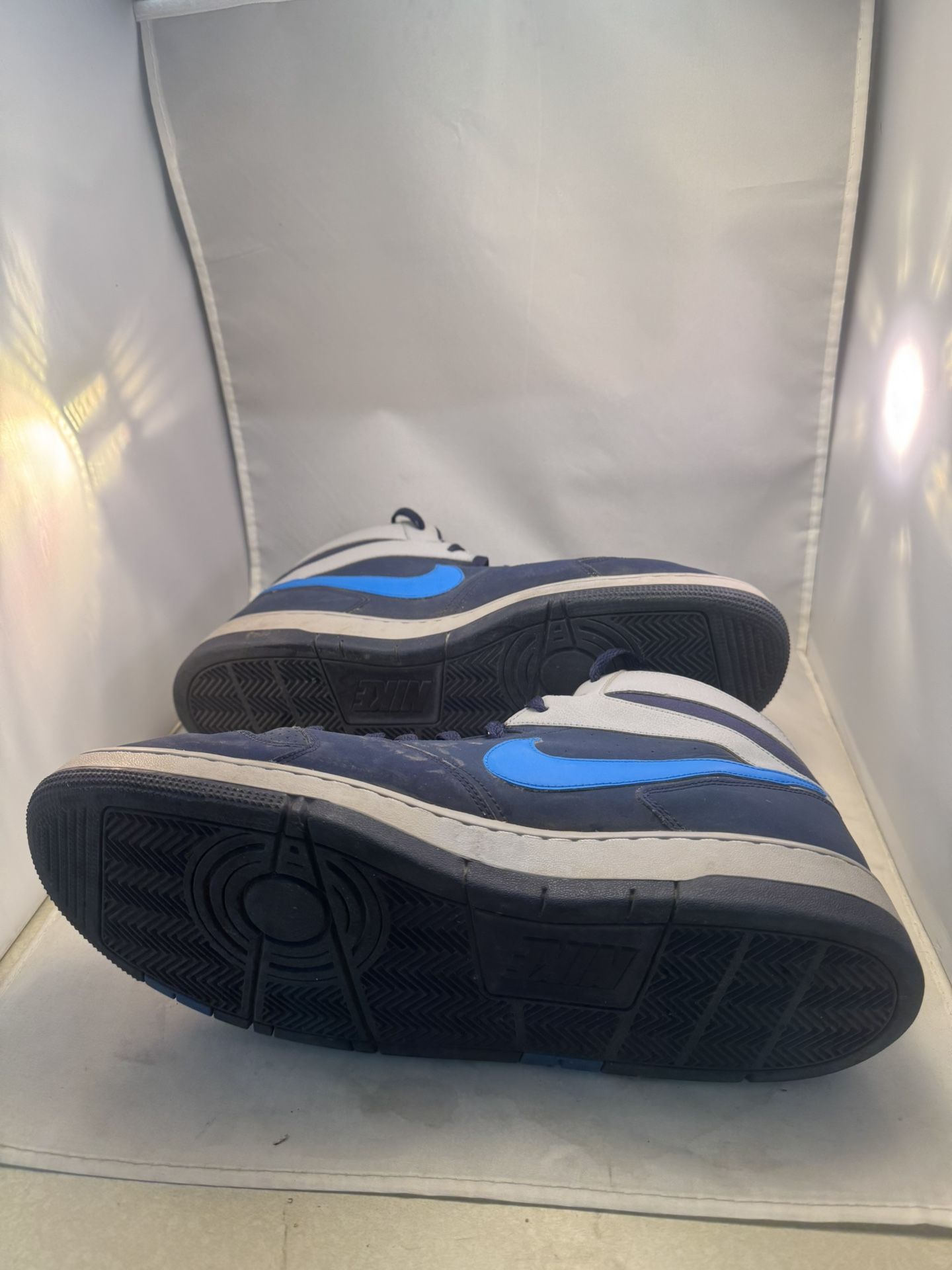 Nike Prestige IV Basketball Or Casual Shoes