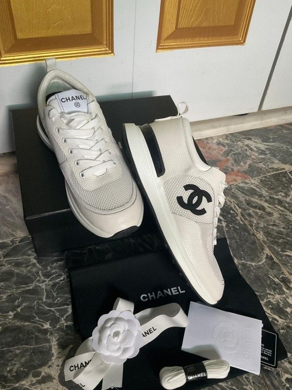 New Designer Shoes With Box Size 9 -10