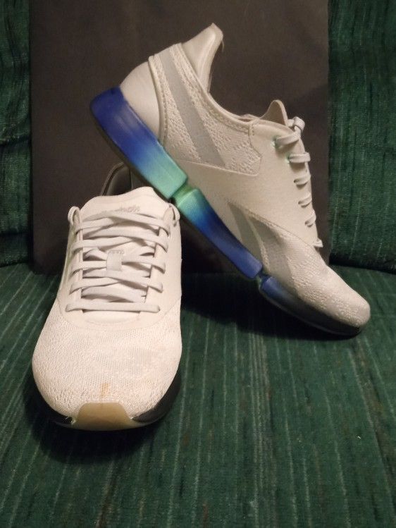 Womens Reebok DAILYFIT DMX MOVING AIR SZ. 10 Pure Grey Blue Gradient Run Shoes