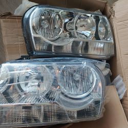 Headlights Assembly Pair Left & Right For 2005-2010 Chrysler 300 Replacement