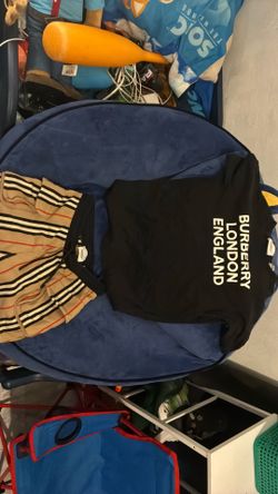 Burberry set 8Y(128cm)