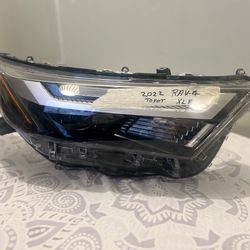 2022 2023 Toyota RAV4 Passenger RH LED USA OEM Headlight C0130