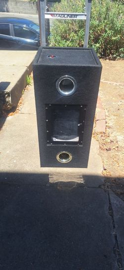 Kenwood Dual 12" Ported Subwoofer Enclosure