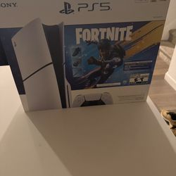 PS5 Disc Drive Fortnite Bundle 